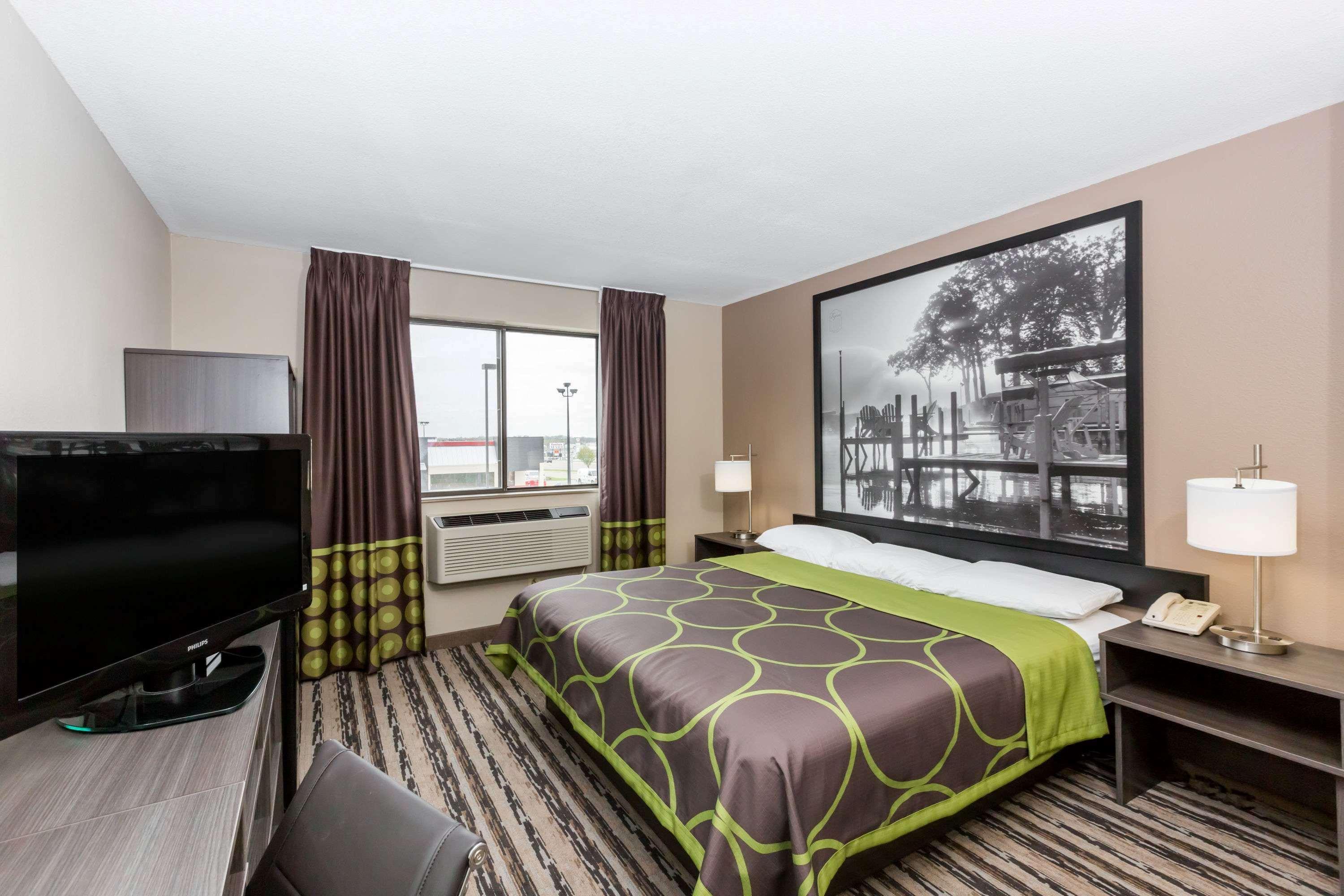 Super 8 By Wyndham Spirit Lake/Okoboji Exteriör bild